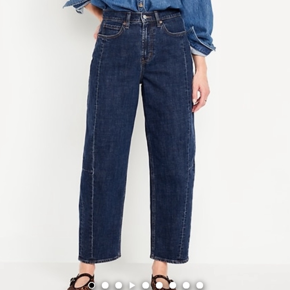 Old Navy Dark Blue High-Rise Barrel Leg Jean 8 TALL